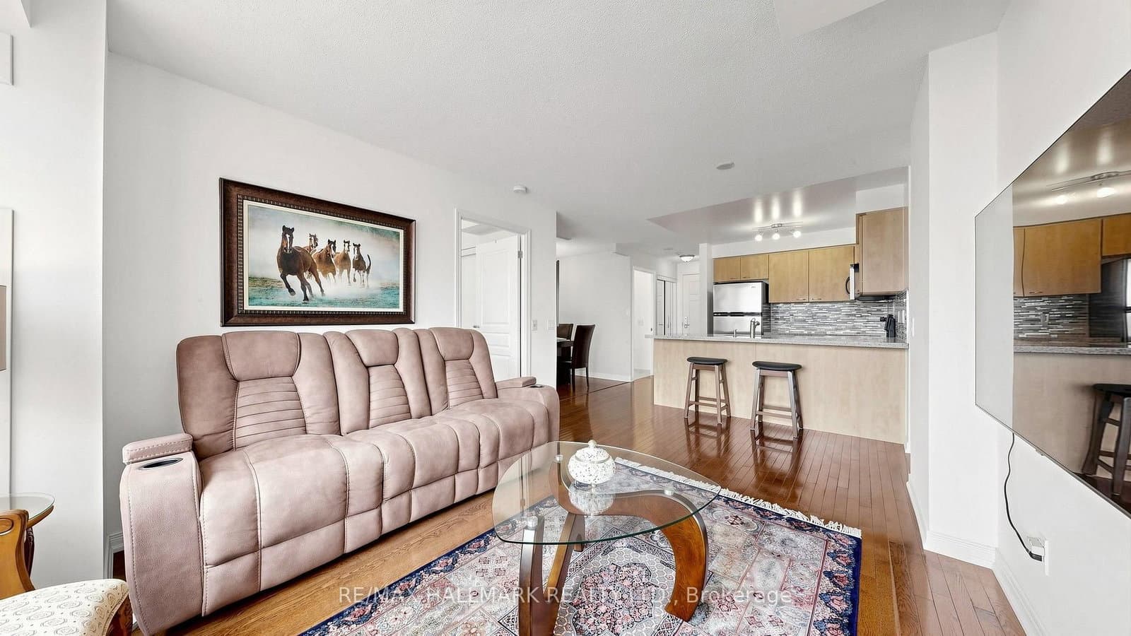 310 Red Maple Road, Unit 712 thumbnail 10