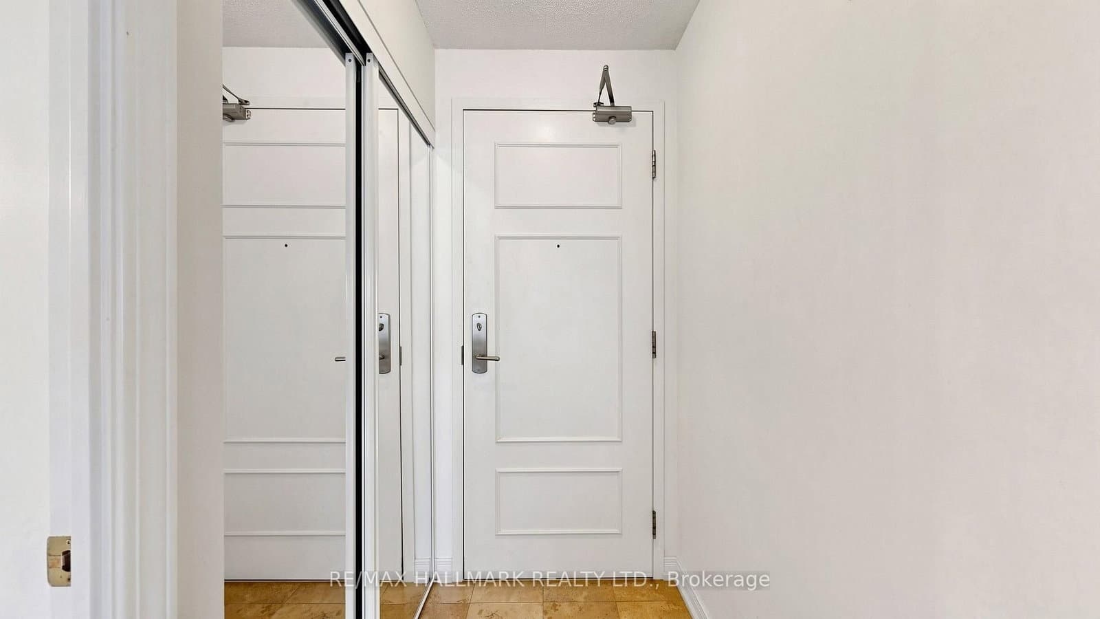 310 Red Maple Road, Unit 712 thumbnail 22