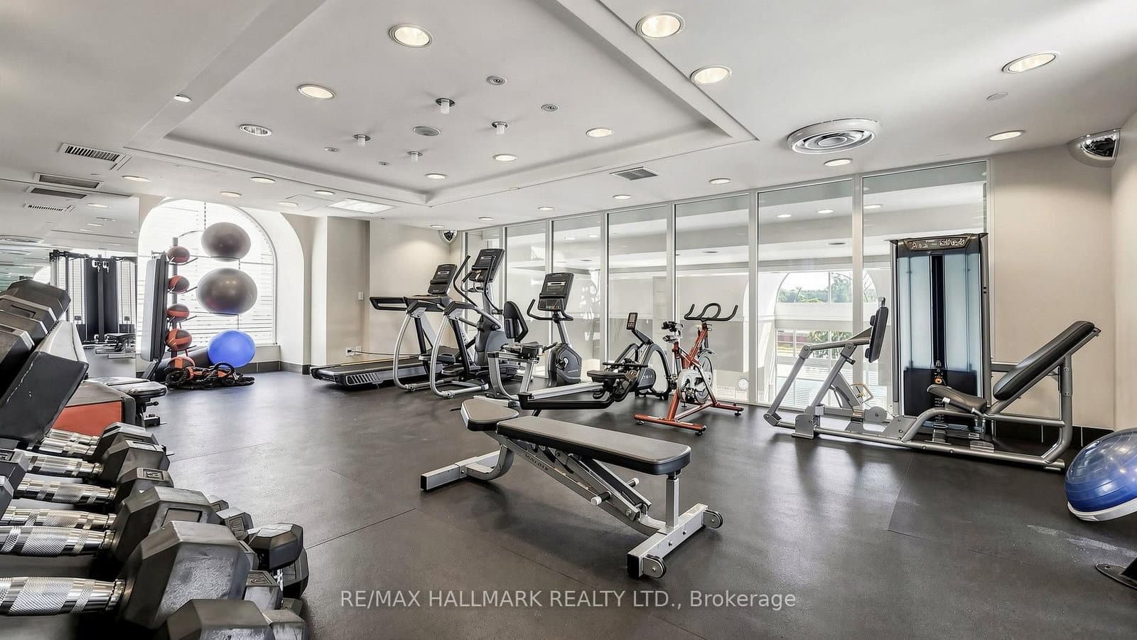 310 Red Maple Road, Unit 712 thumbnail 26