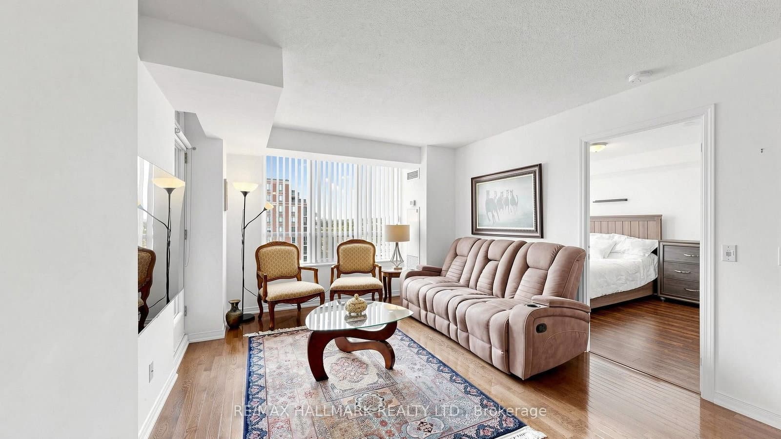310 Red Maple Road, Unit 712 thumbnail 8