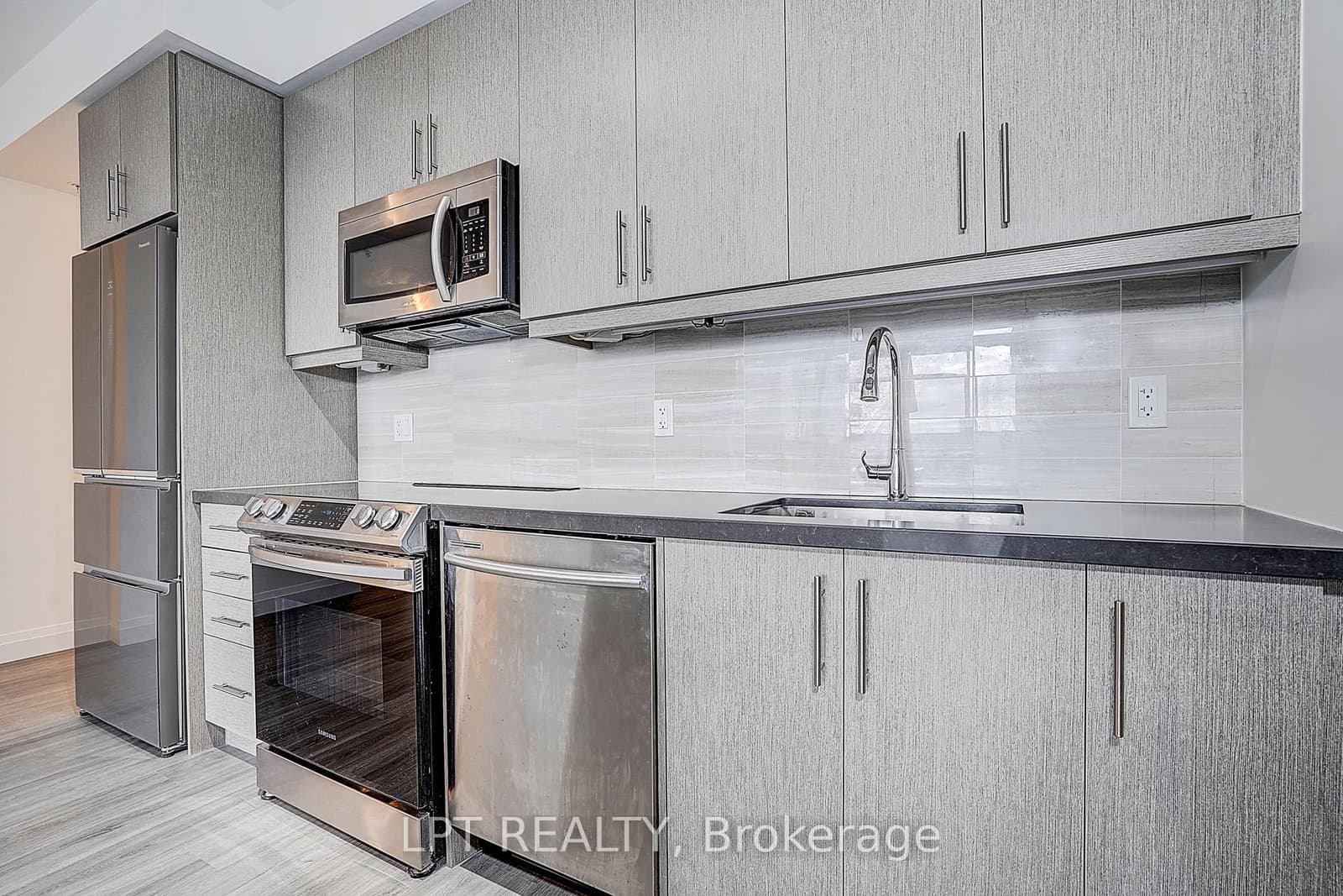75 Oneida Crescent, Unit 1601 thumbnail 18