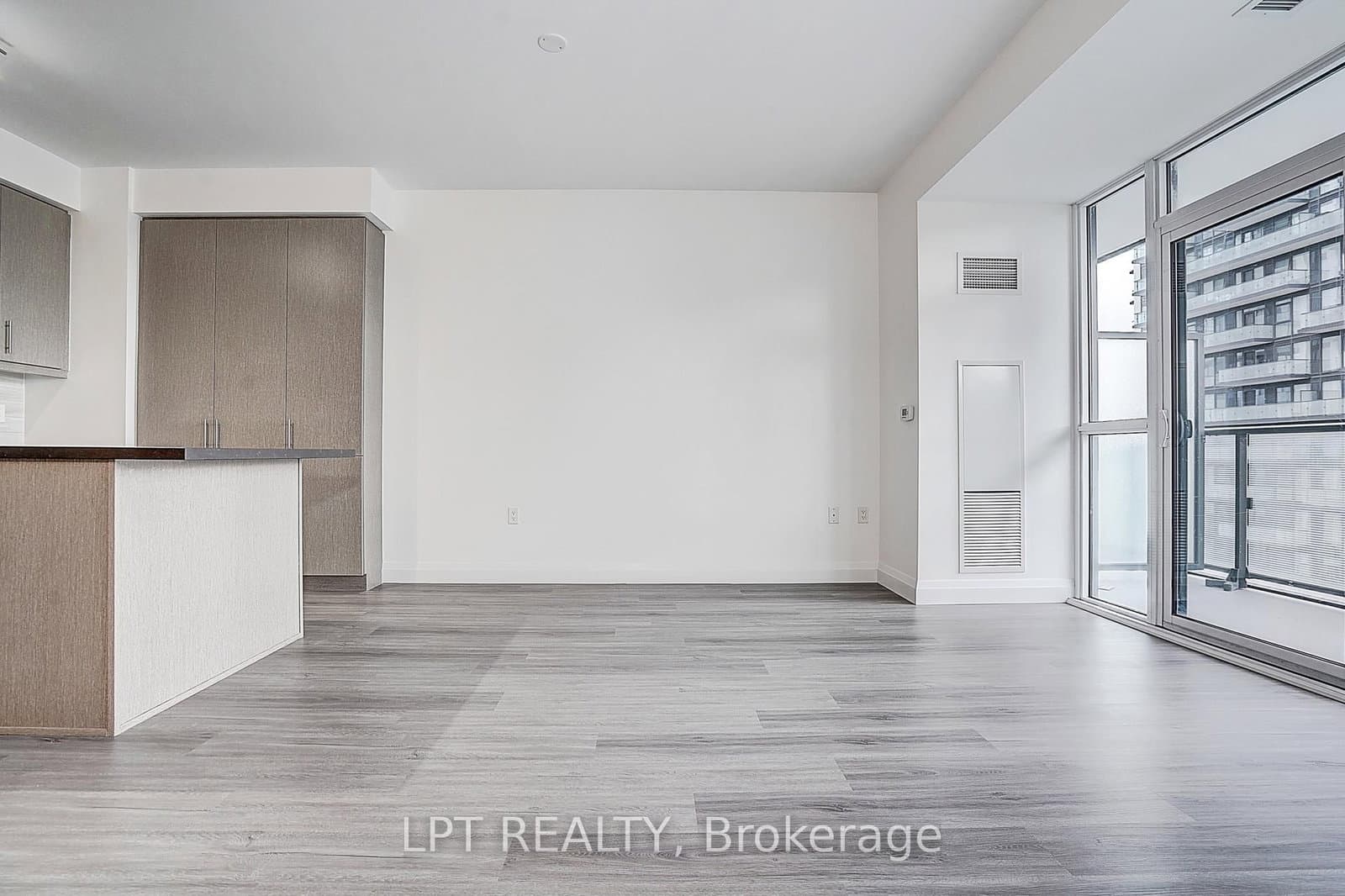 75 Oneida Crescent, Unit 1601 thumbnail 22