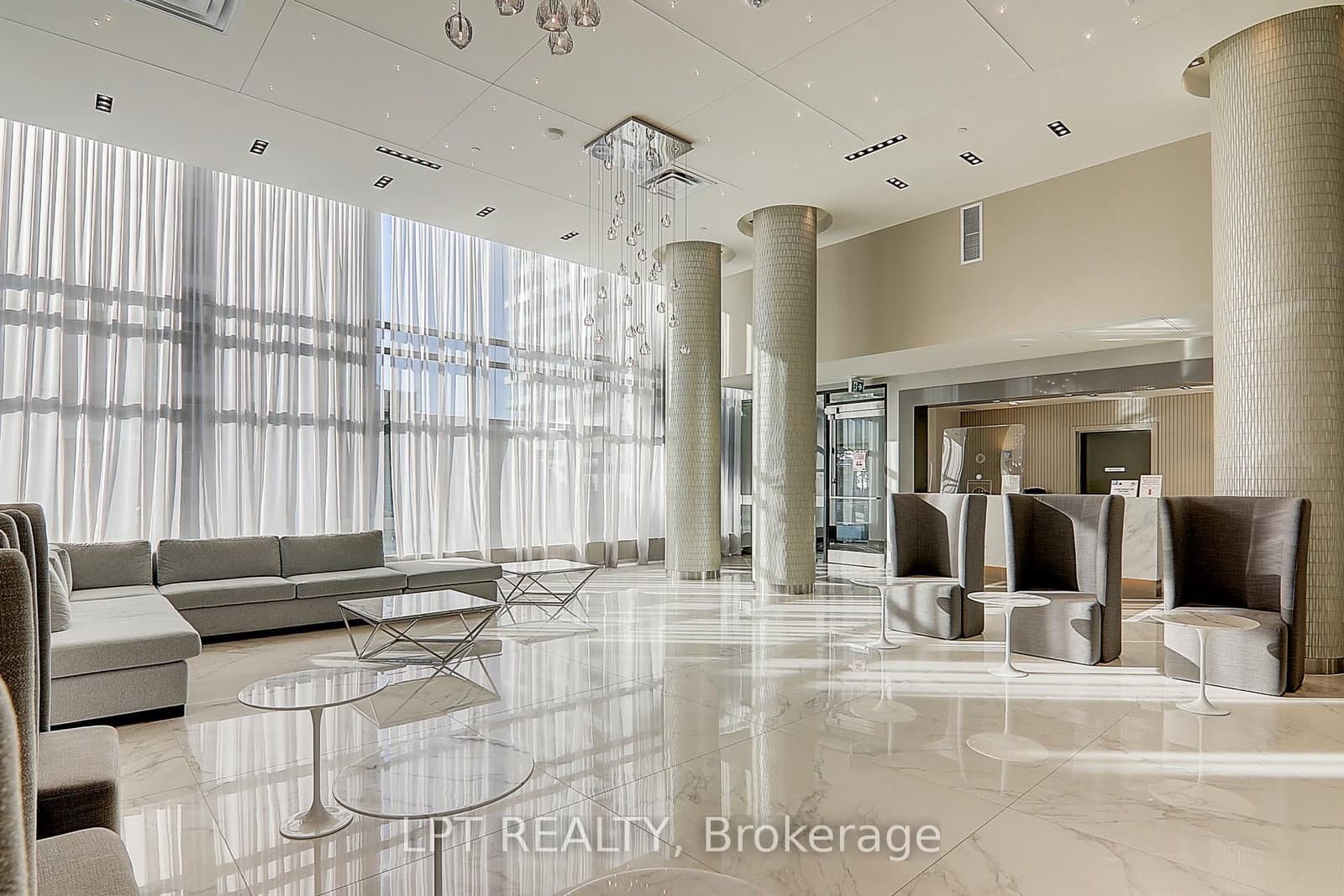 75 Oneida Crescent, Unit 1601 thumbnail 4