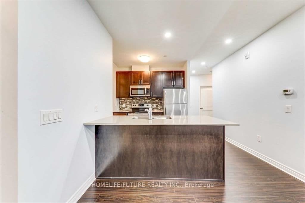 7325 Markham Road, Unit 207 thumbnail 10