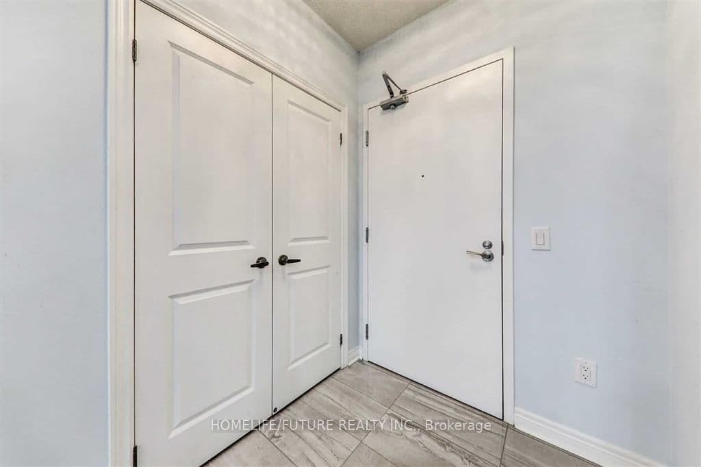 7325 Markham Road, Unit 207 thumbnail 4