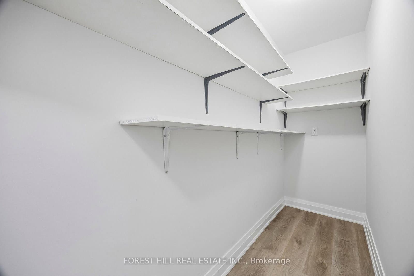 7420 Bathurst Street, Unit 101 thumbnail 18