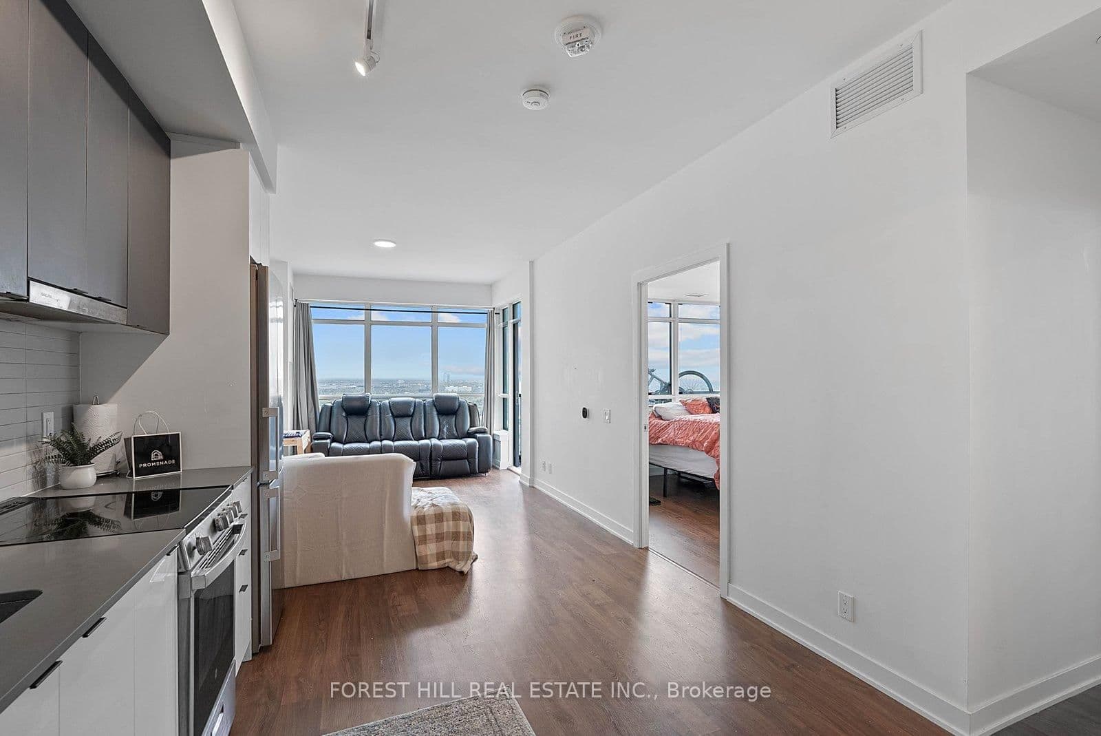 50 Upper Mall Way, Unit 2311 thumbnail 11