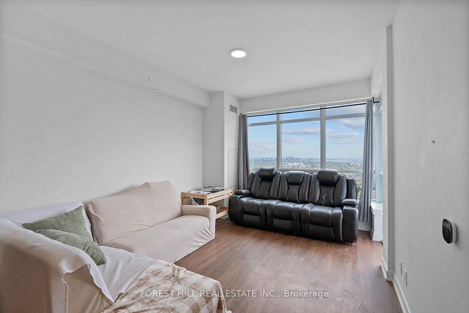 50 Upper Mall Way, Unit 2311 thumbnail 16