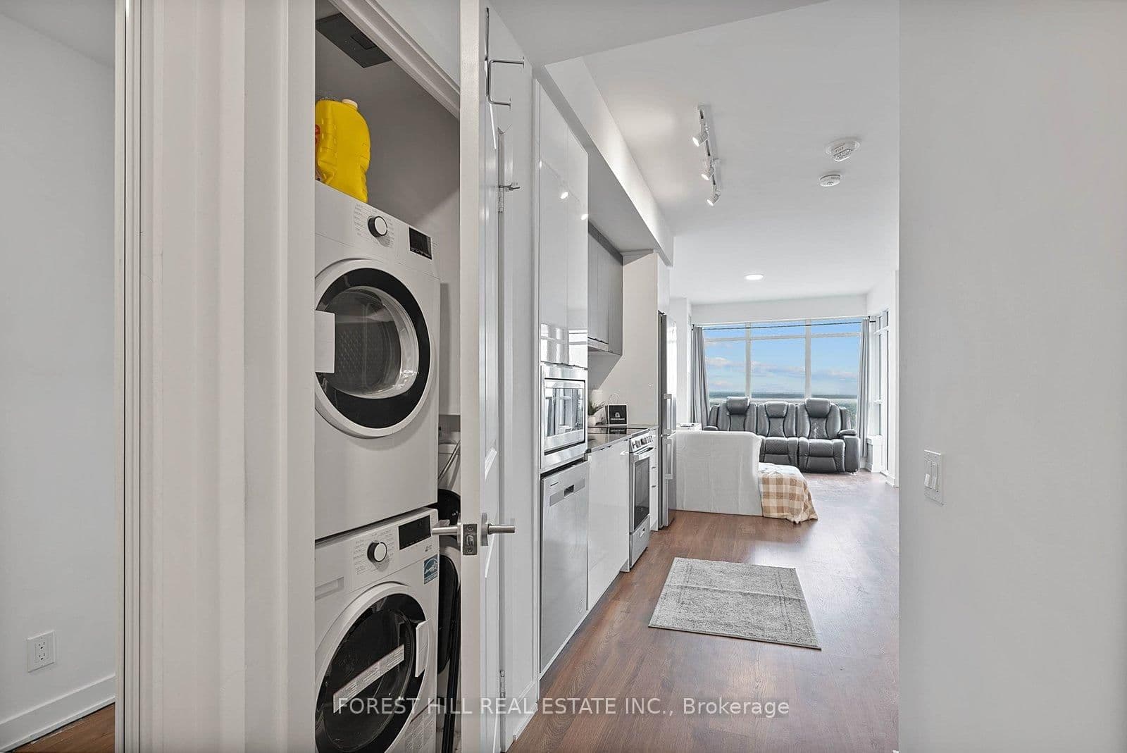 50 Upper Mall Way, Unit 2311 thumbnail 32