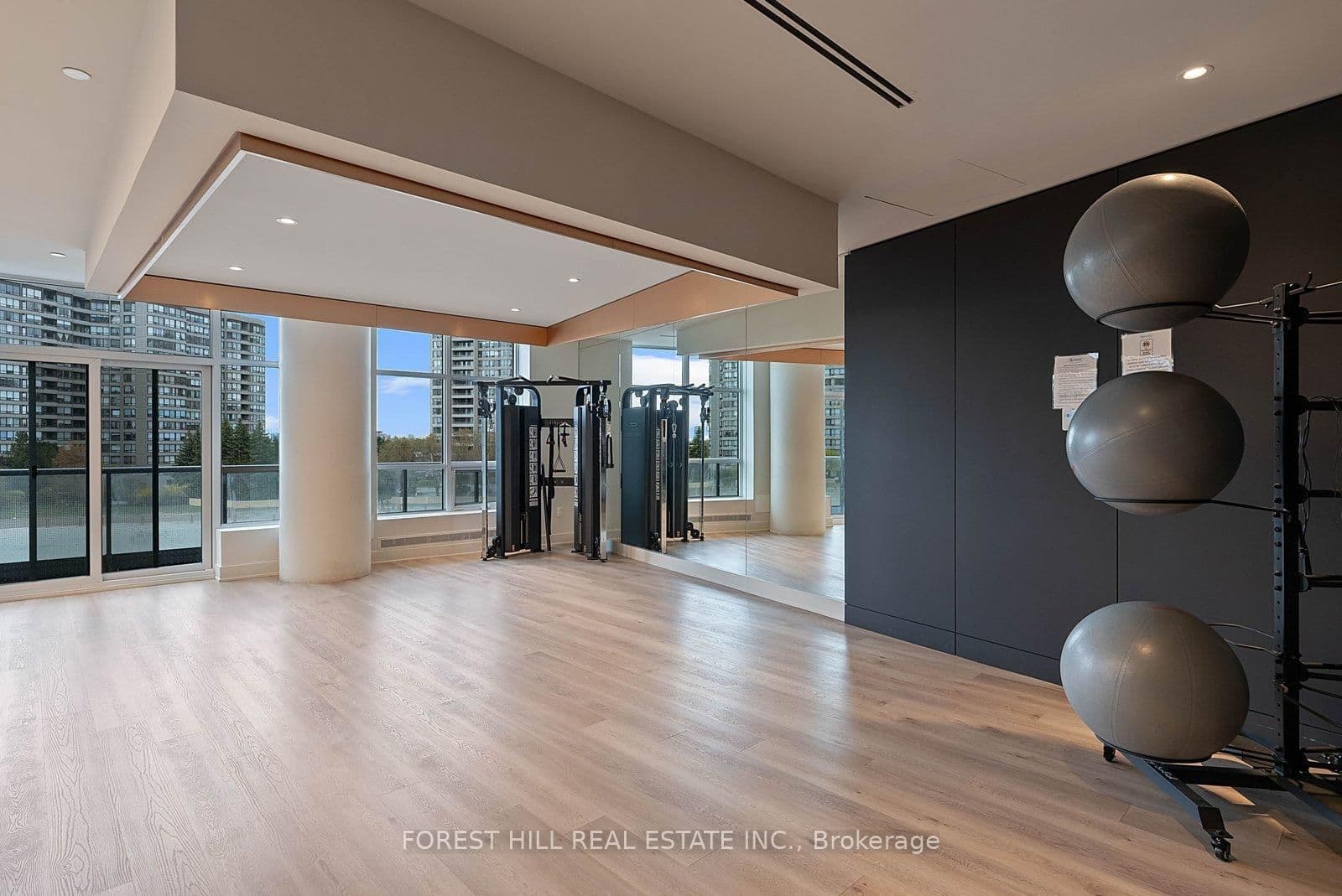 50 Upper Mall Way, Unit 2311 thumbnail 47