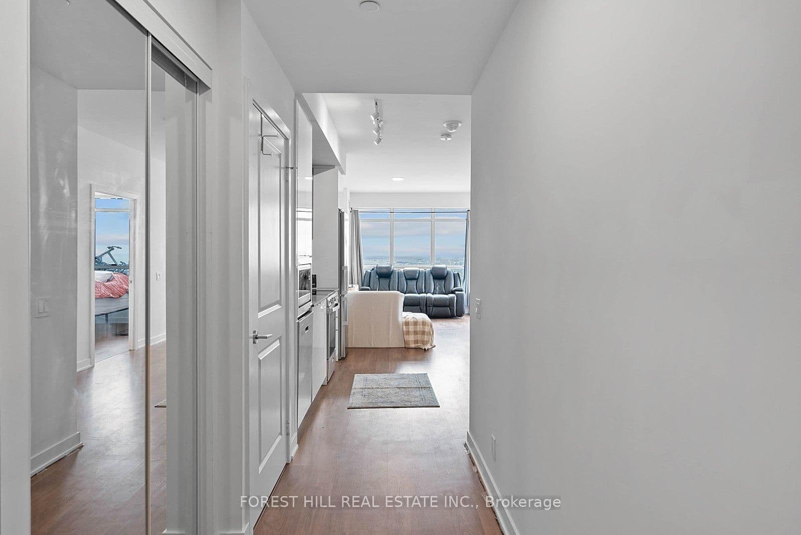 50 Upper Mall Way, Unit 2311 thumbnail 9