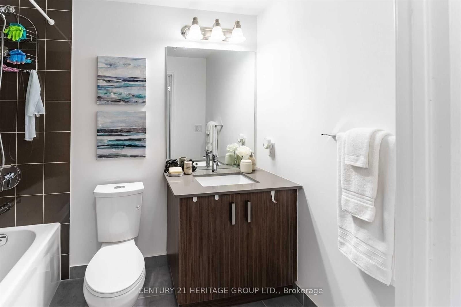 11611 Yonge Street, Unit 319 thumbnail 15