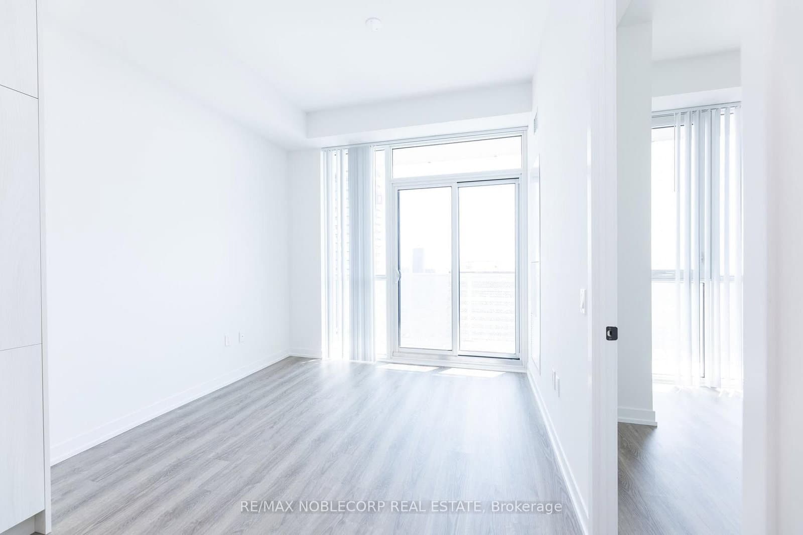 195 Commerce Street, Unit 5317 thumbnail 17