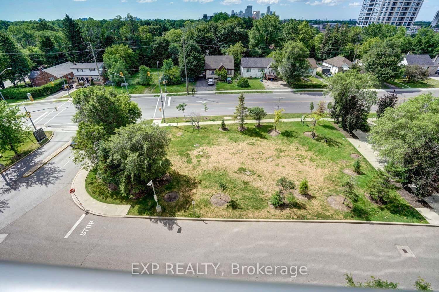 7167 Yonge Street, Unit 619 thumbnail 14