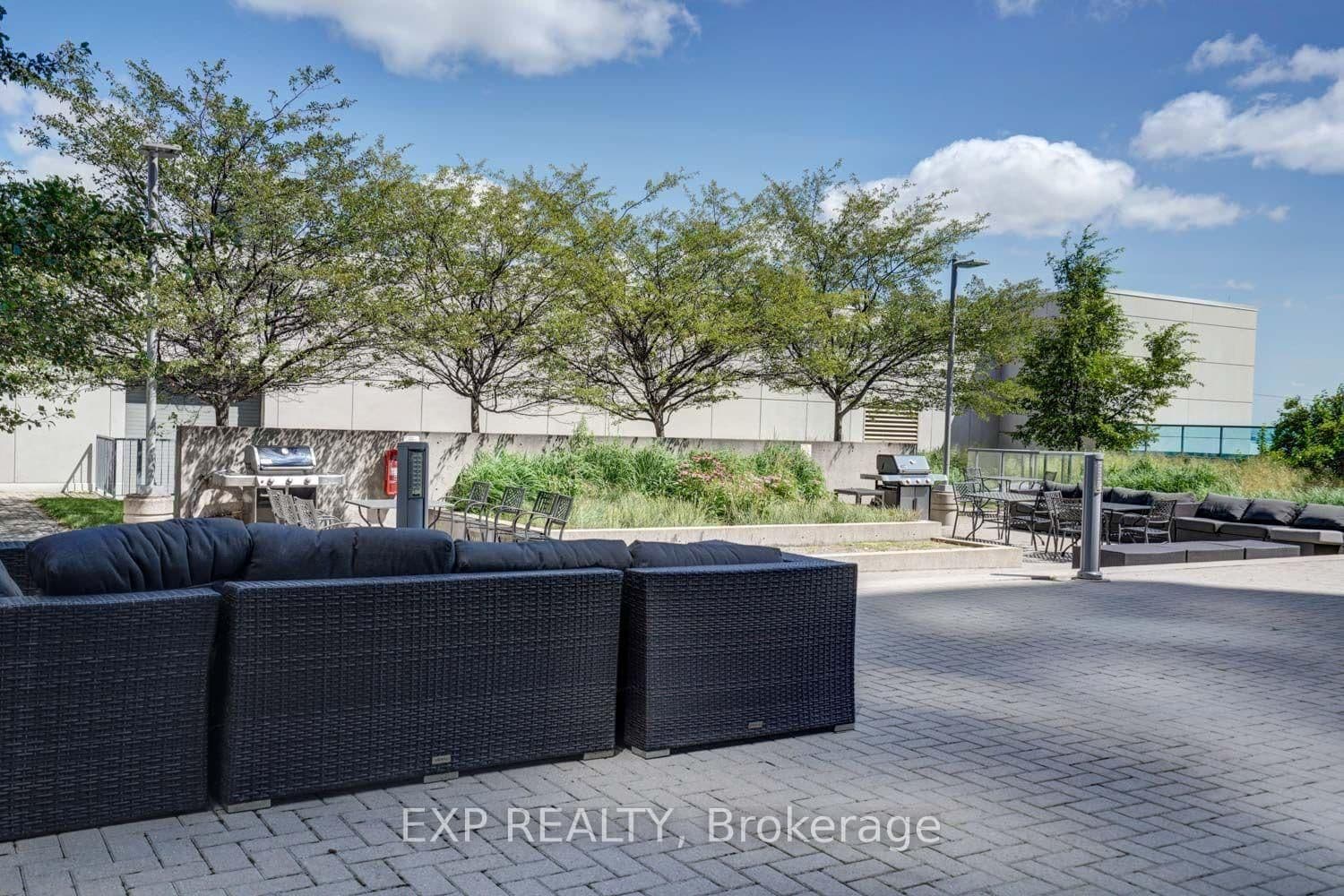 7167 Yonge Street, Unit 619 thumbnail 32