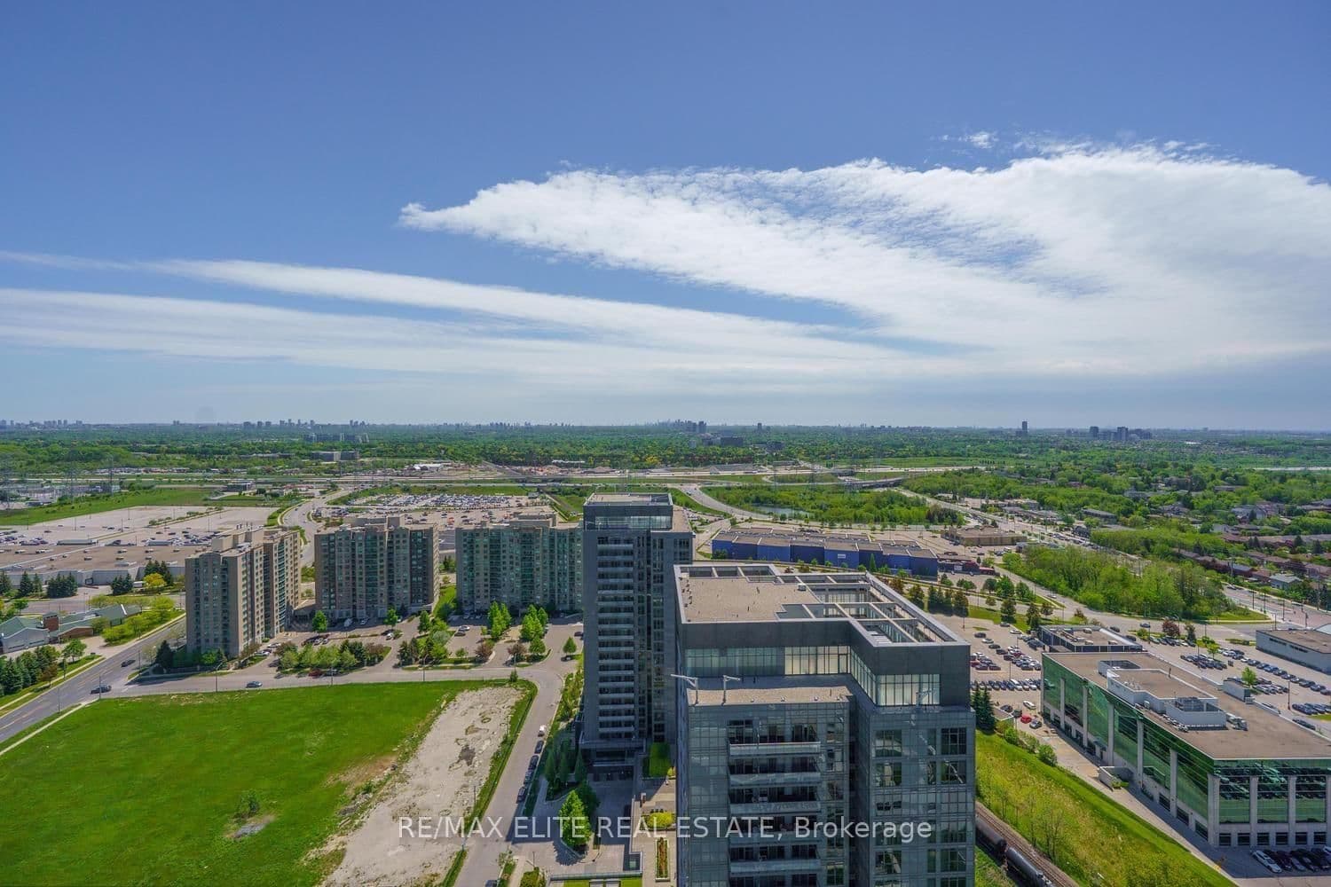 105 Oneida Crescent, Unit PH 10 thumbnail 14