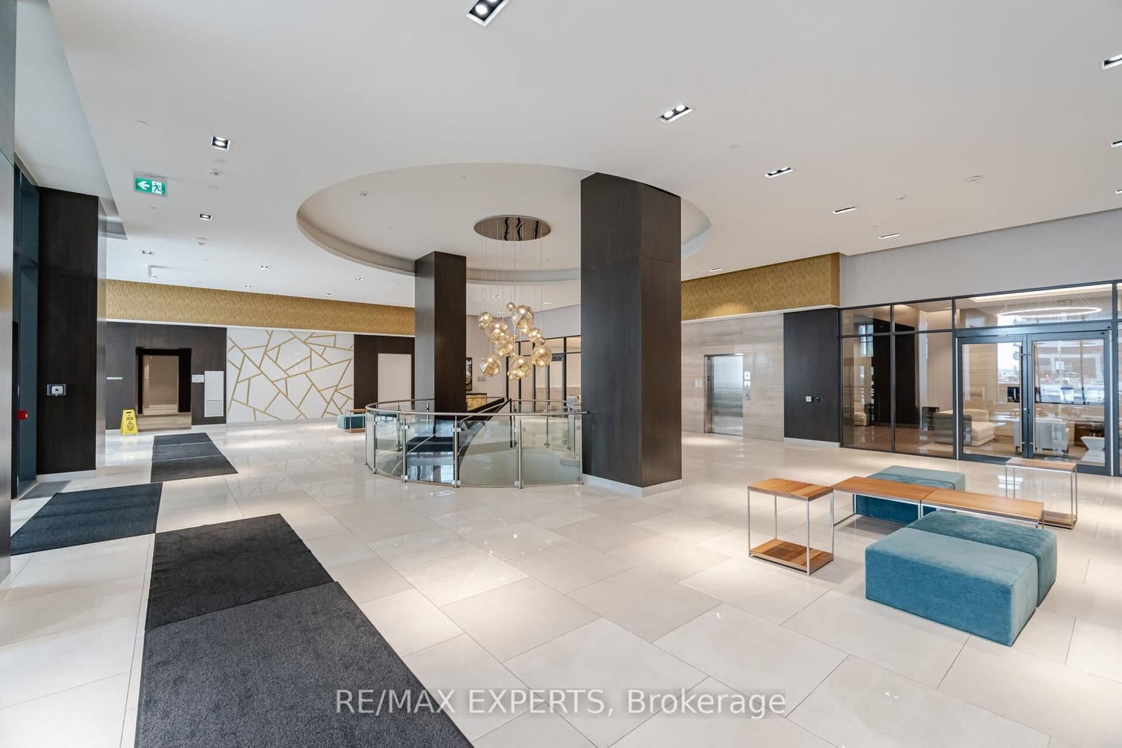 9000 Jane Street, Unit 221 thumbnail 41