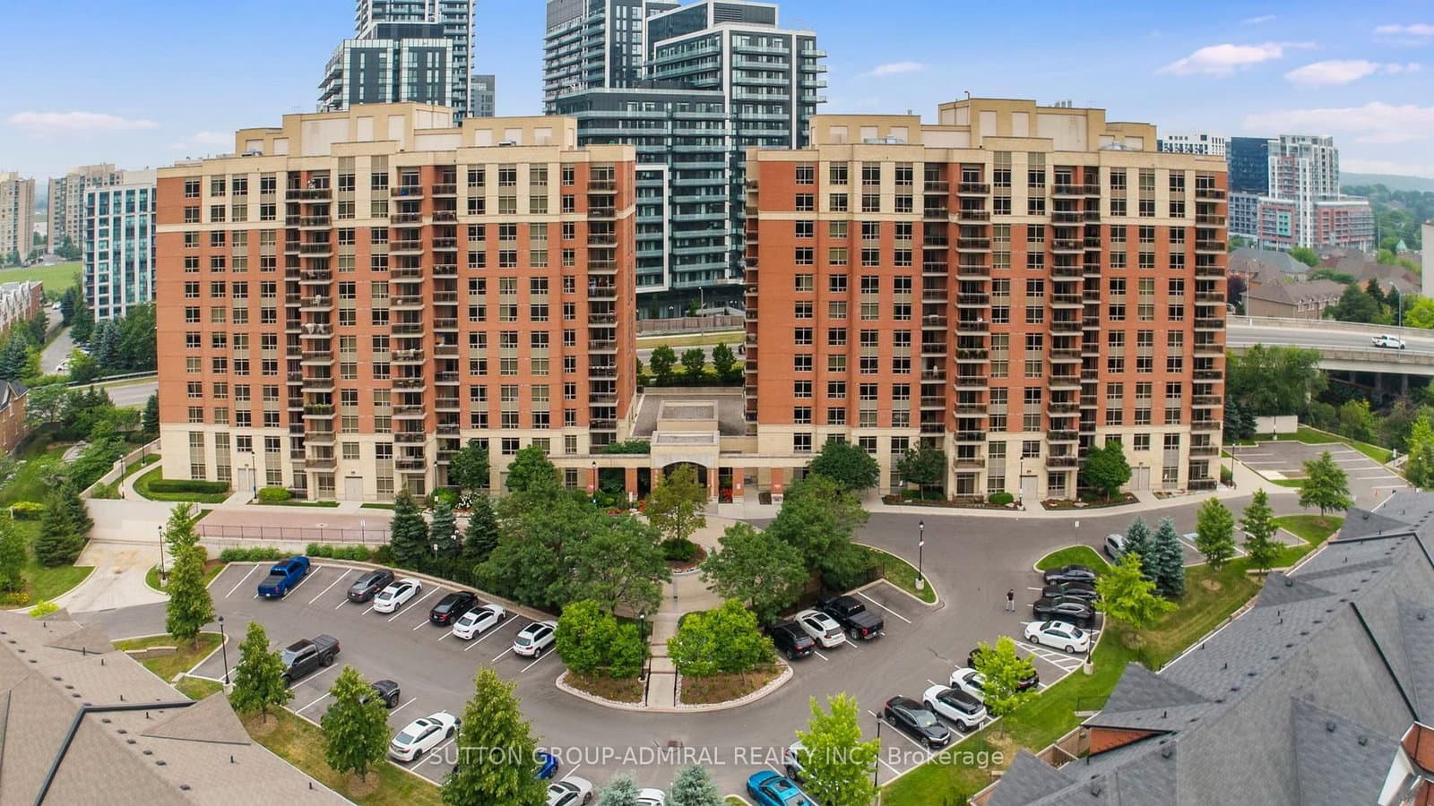 73 King William Crescent, Unit 307 - Image 1