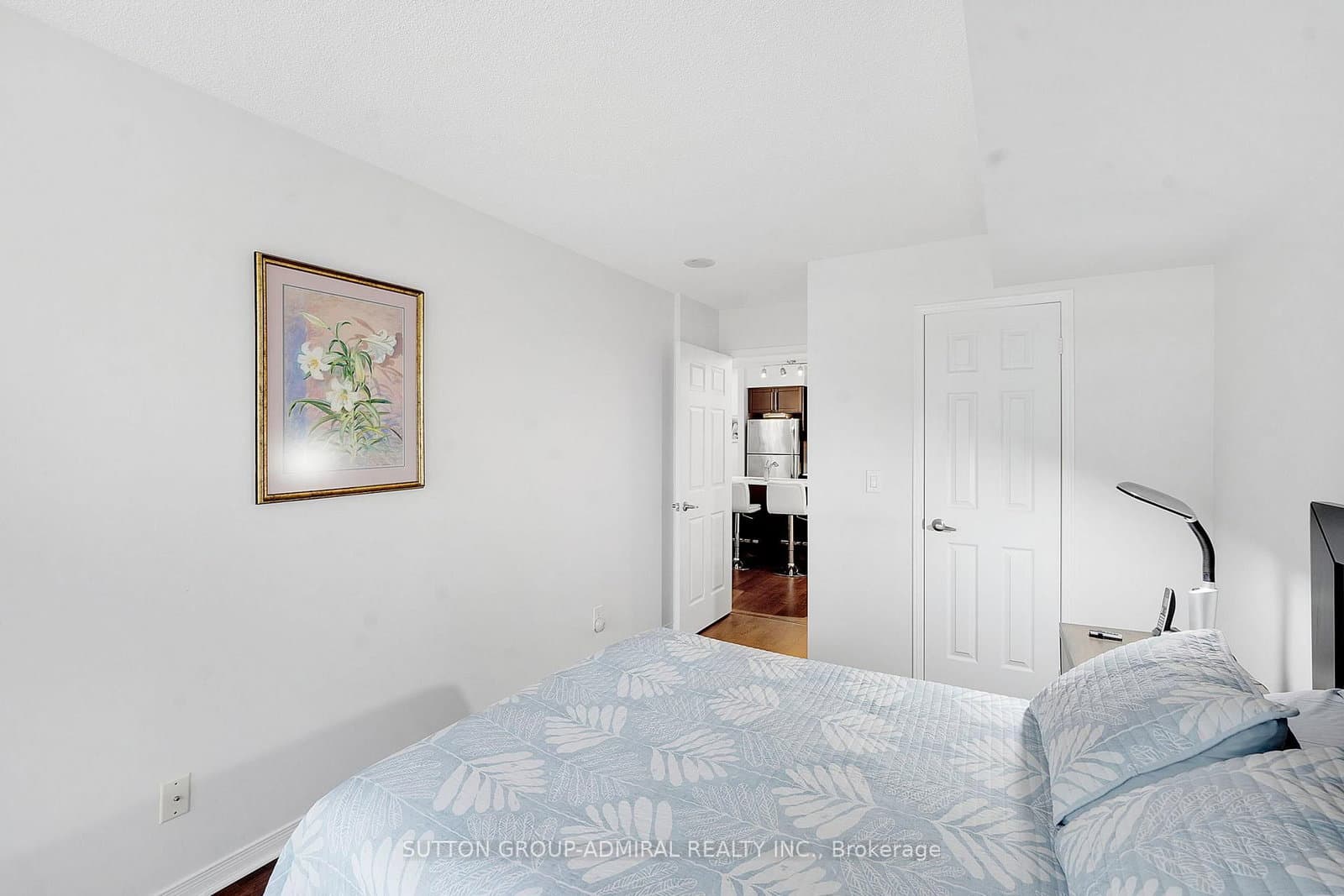 73 King William Crescent, Unit 307 thumbnail 18