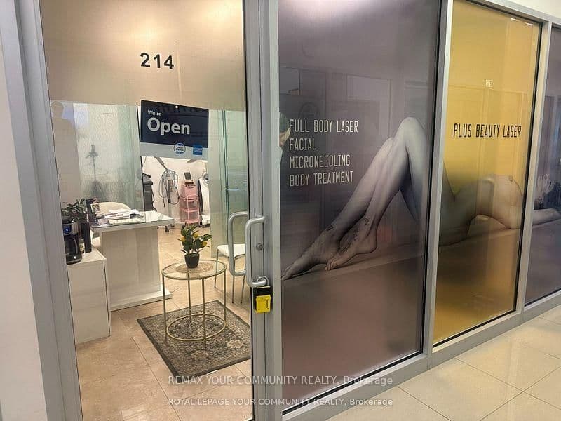 7163 Yonge Street, Unit 214 thumbnail 10