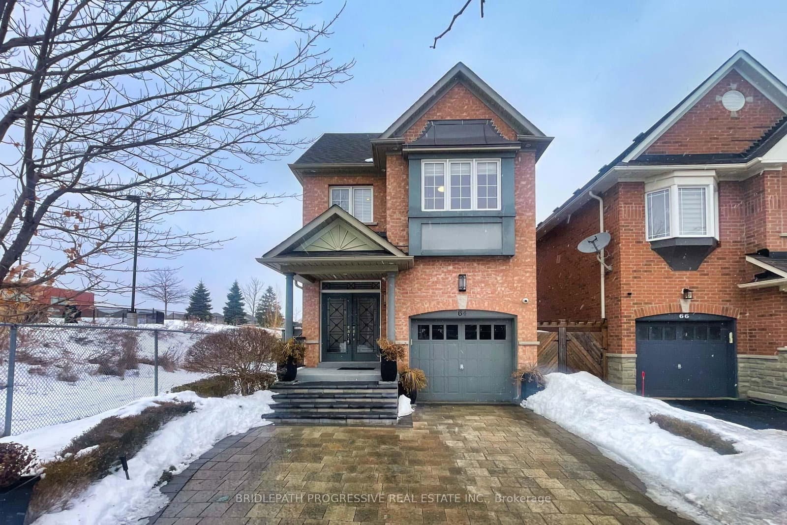 64 Sir Sanford Fleming Way - Image 1