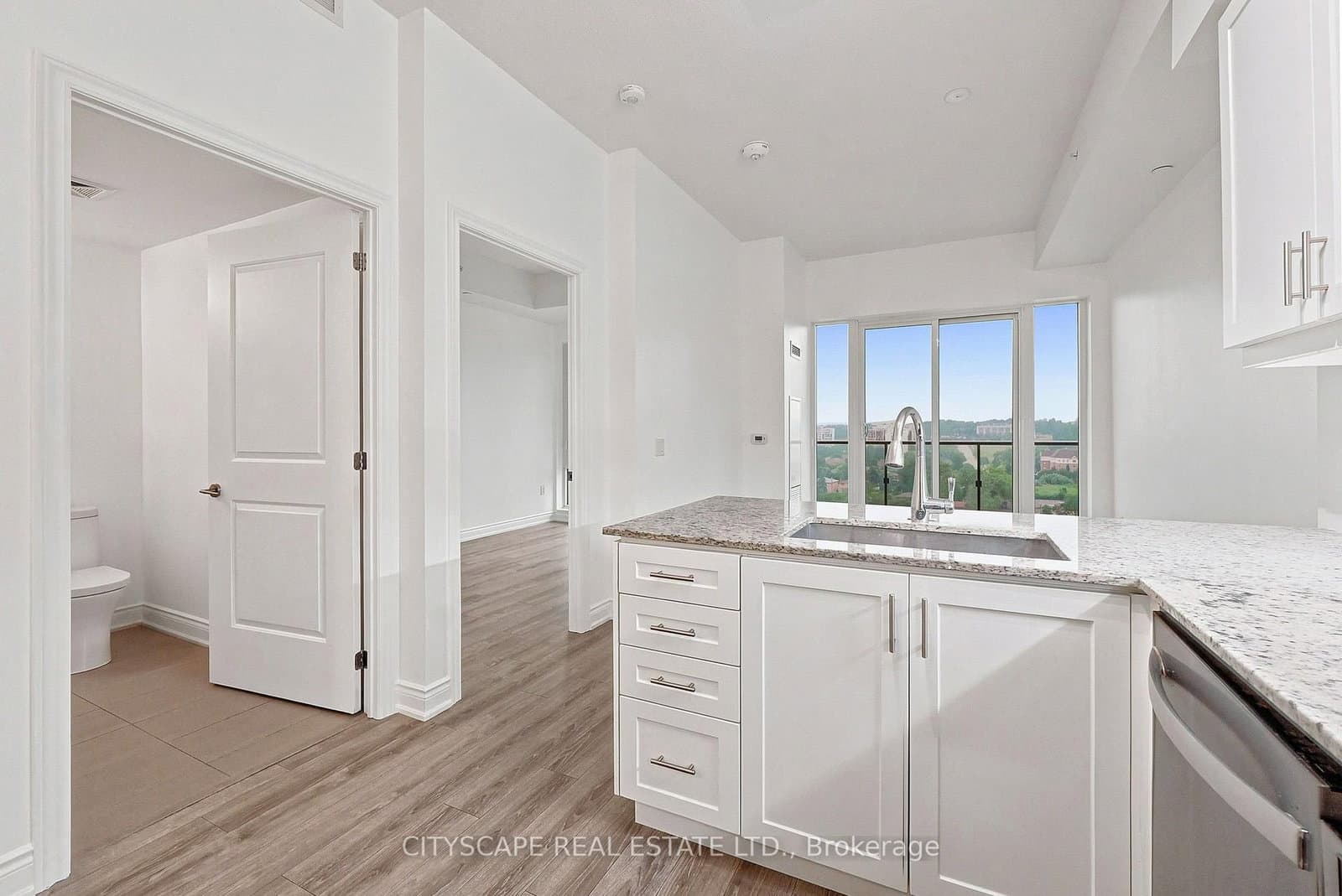 9618 Yonge Street, Unit 1210 thumbnail 10