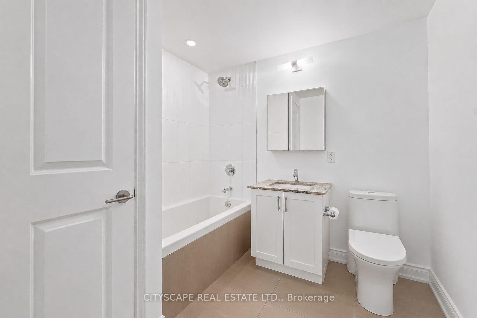 9618 Yonge Street, Unit 1210 thumbnail 20