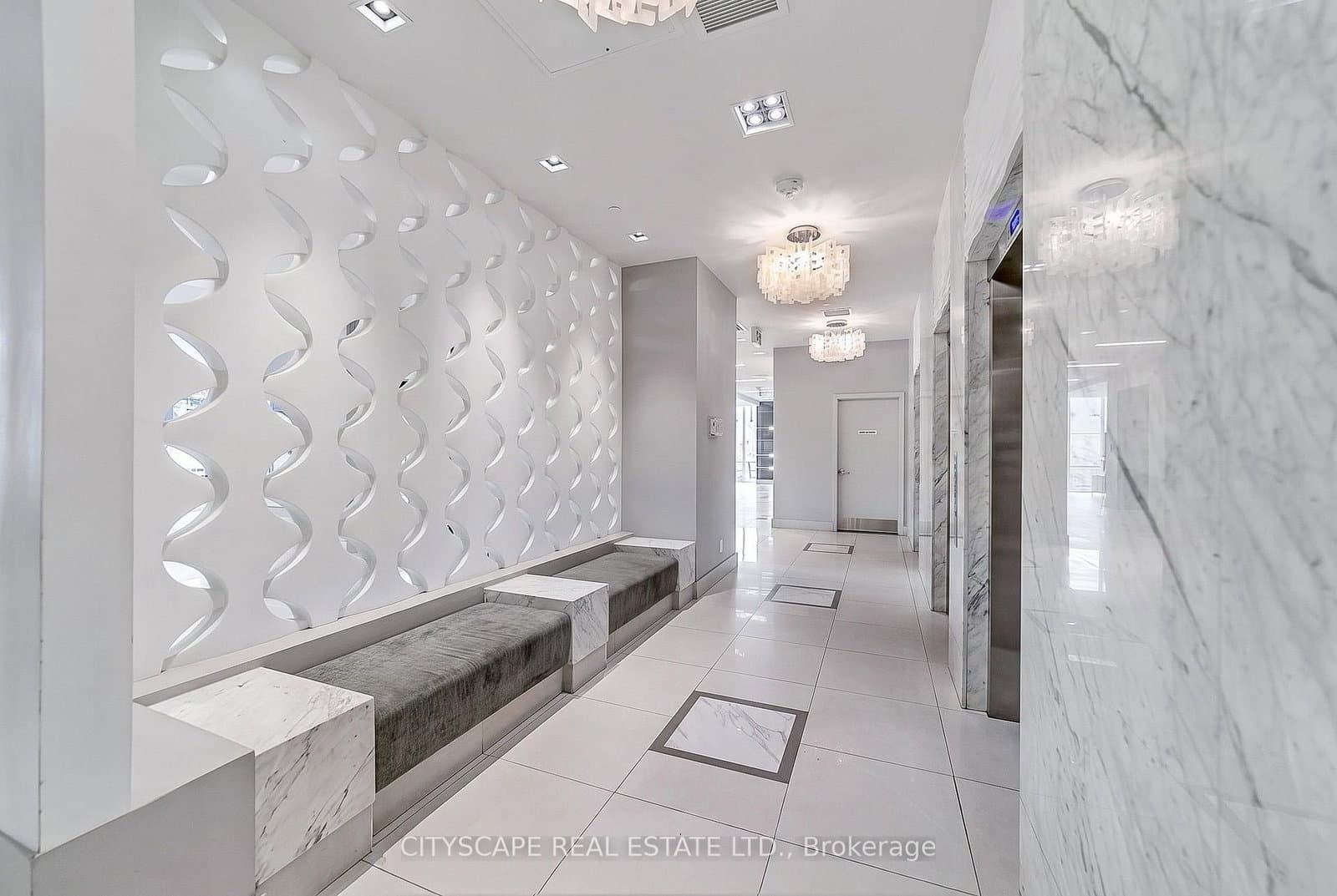 9618 Yonge Street, Unit 1210 thumbnail 32