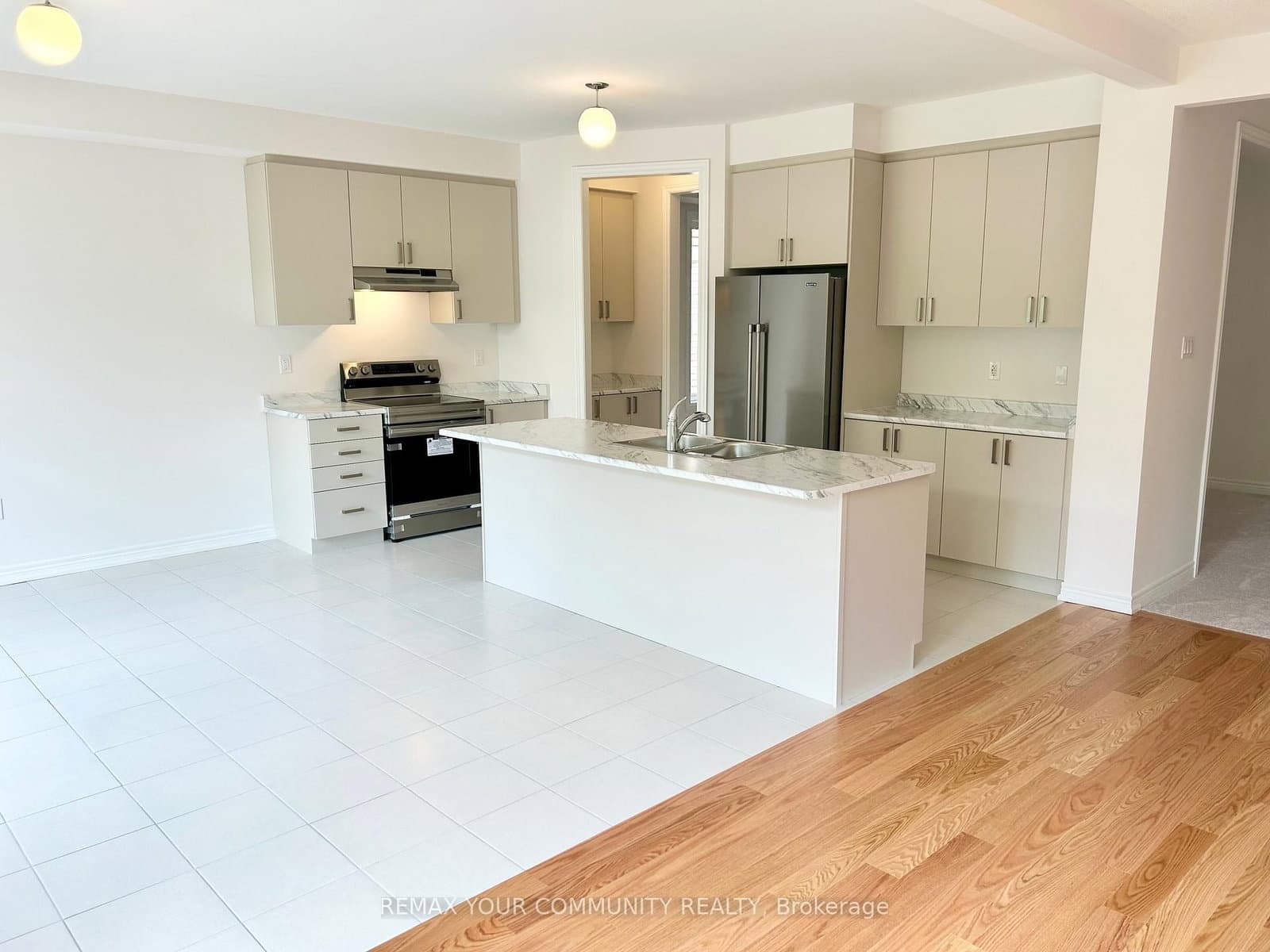 24 Baycroft Boulevard thumbnail 12