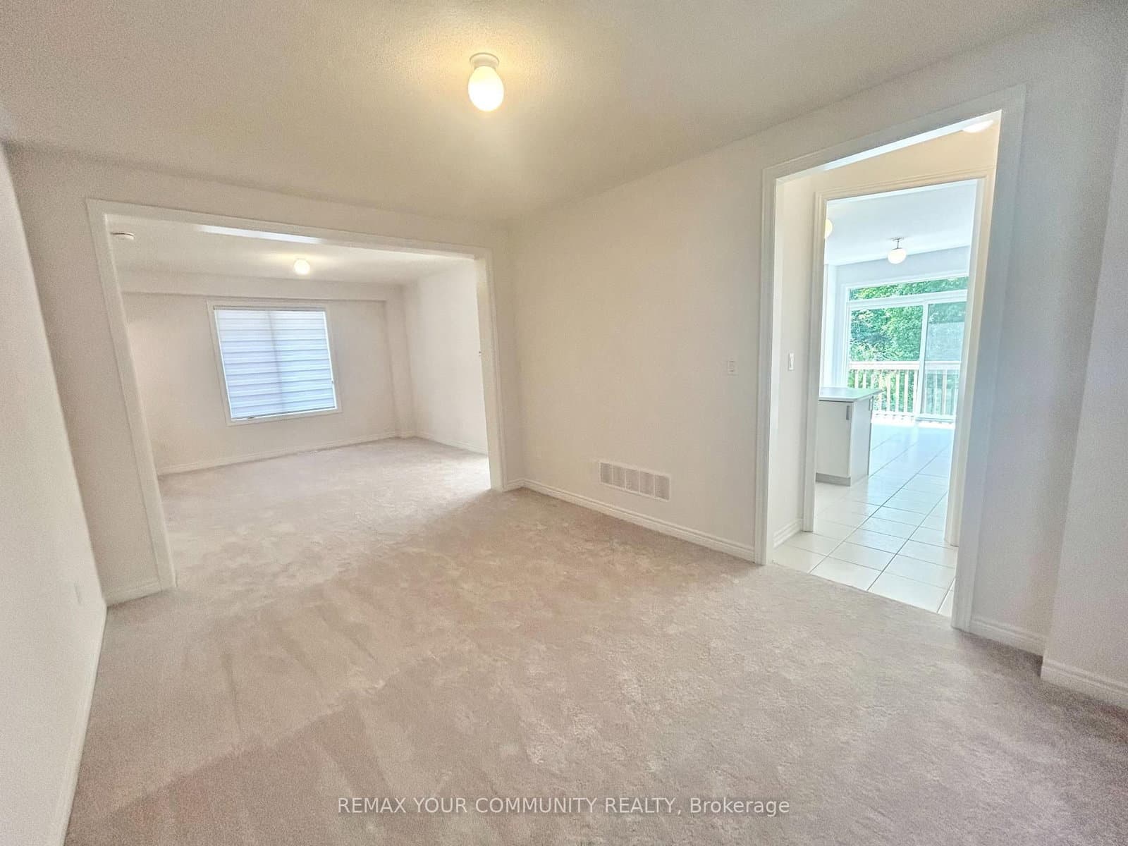 24 Baycroft Boulevard thumbnail 22
