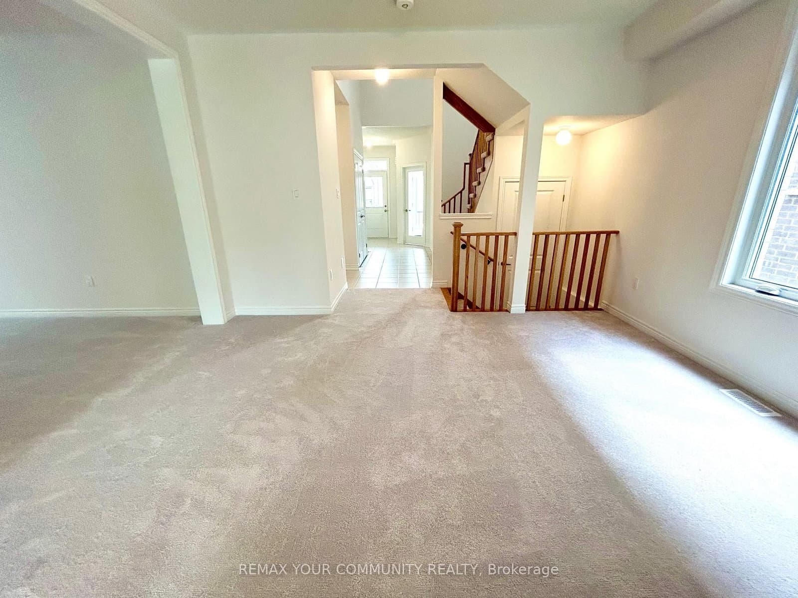 24 Baycroft Boulevard thumbnail 24