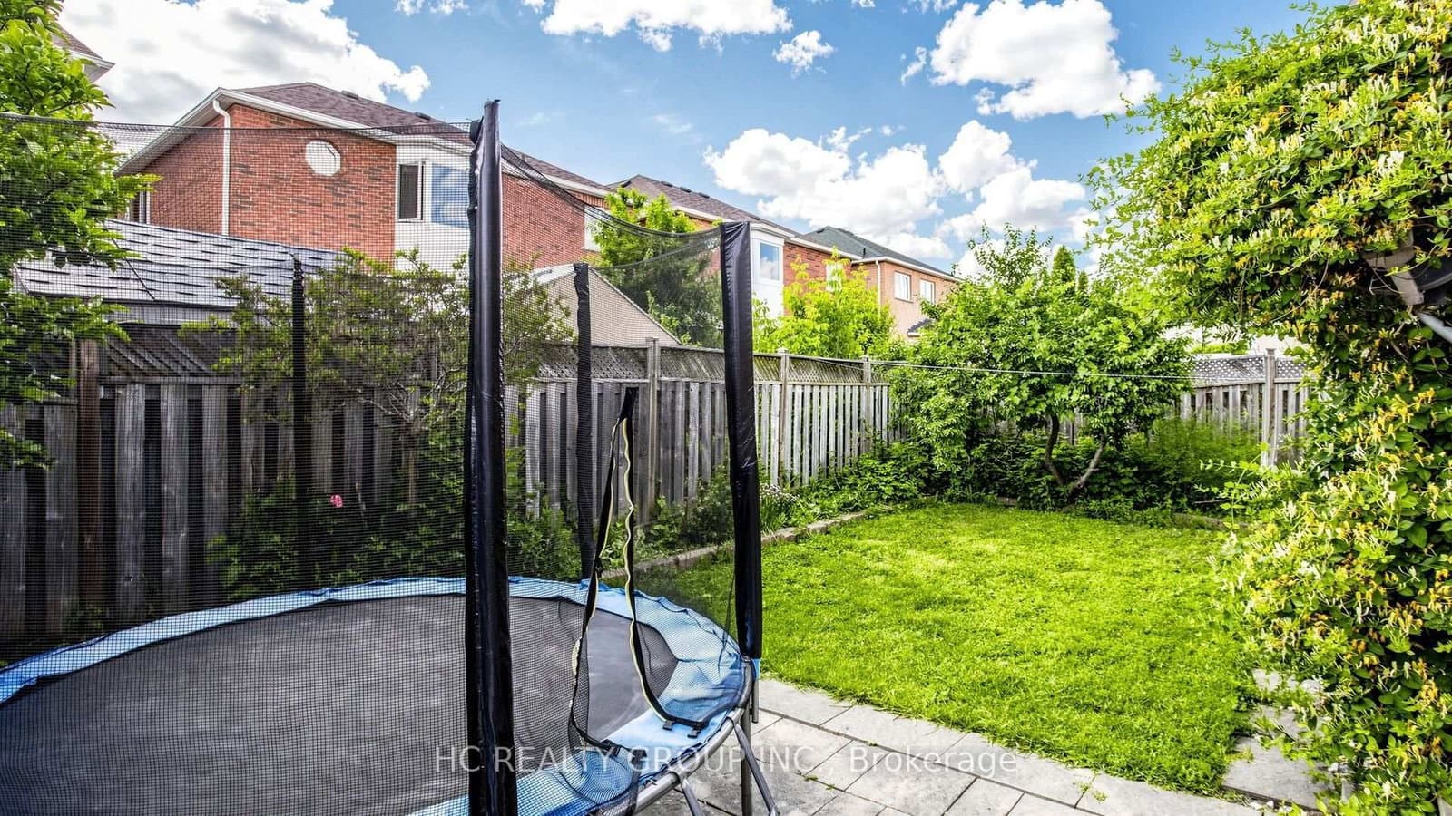 232 Stonebridge Drive thumbnail 47