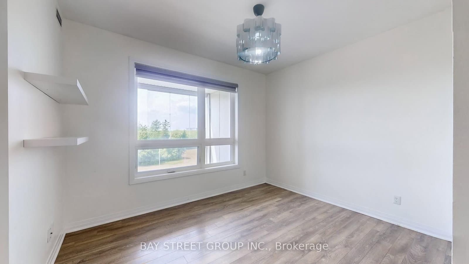 2 Adam Sellers Street, Unit 512 thumbnail 12
