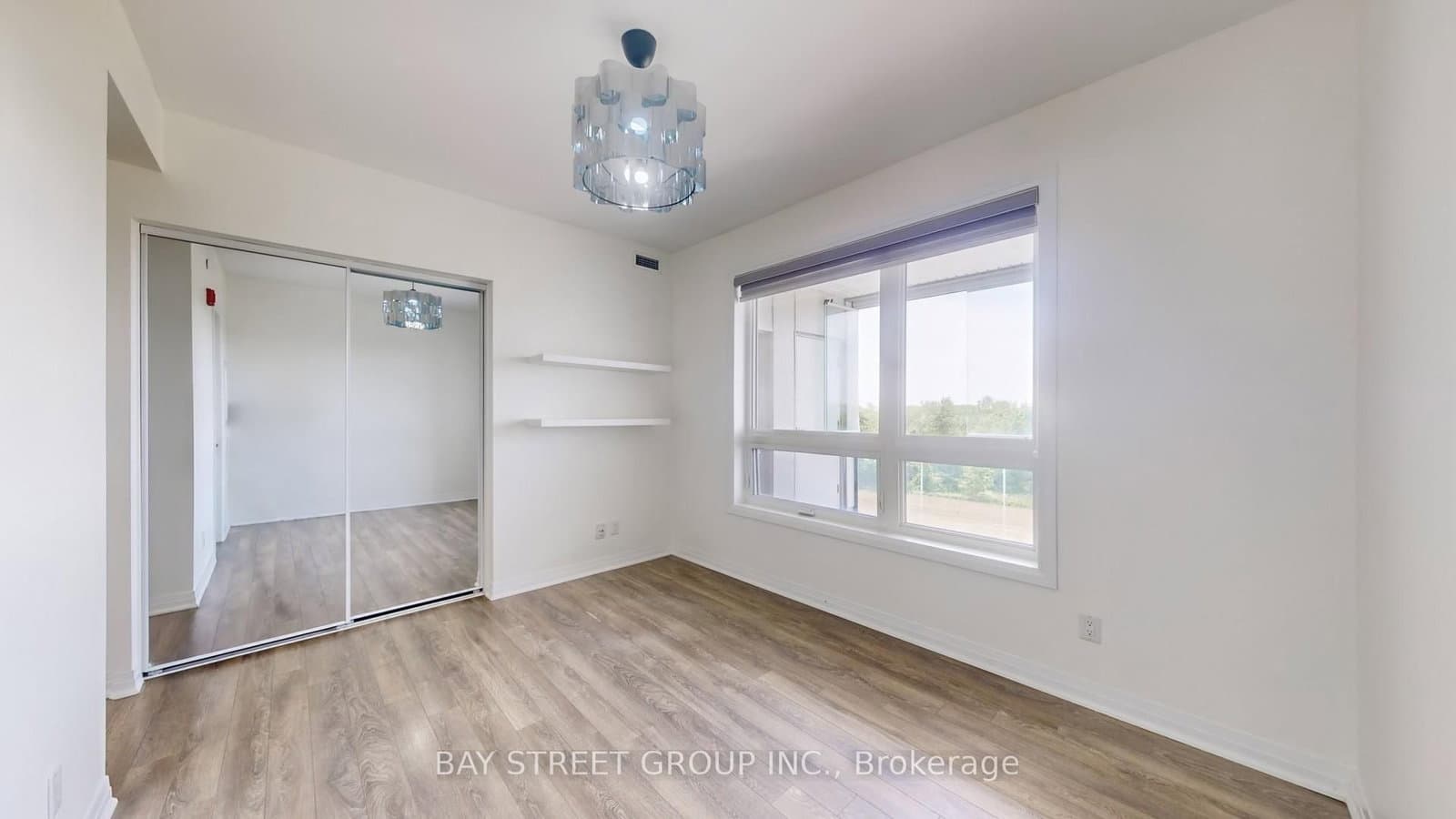 2 Adam Sellers Street, Unit 512 thumbnail 14