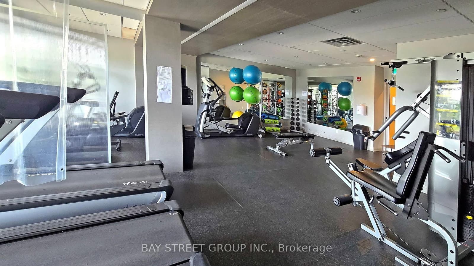 2 Adam Sellers Street, Unit 512 thumbnail 23