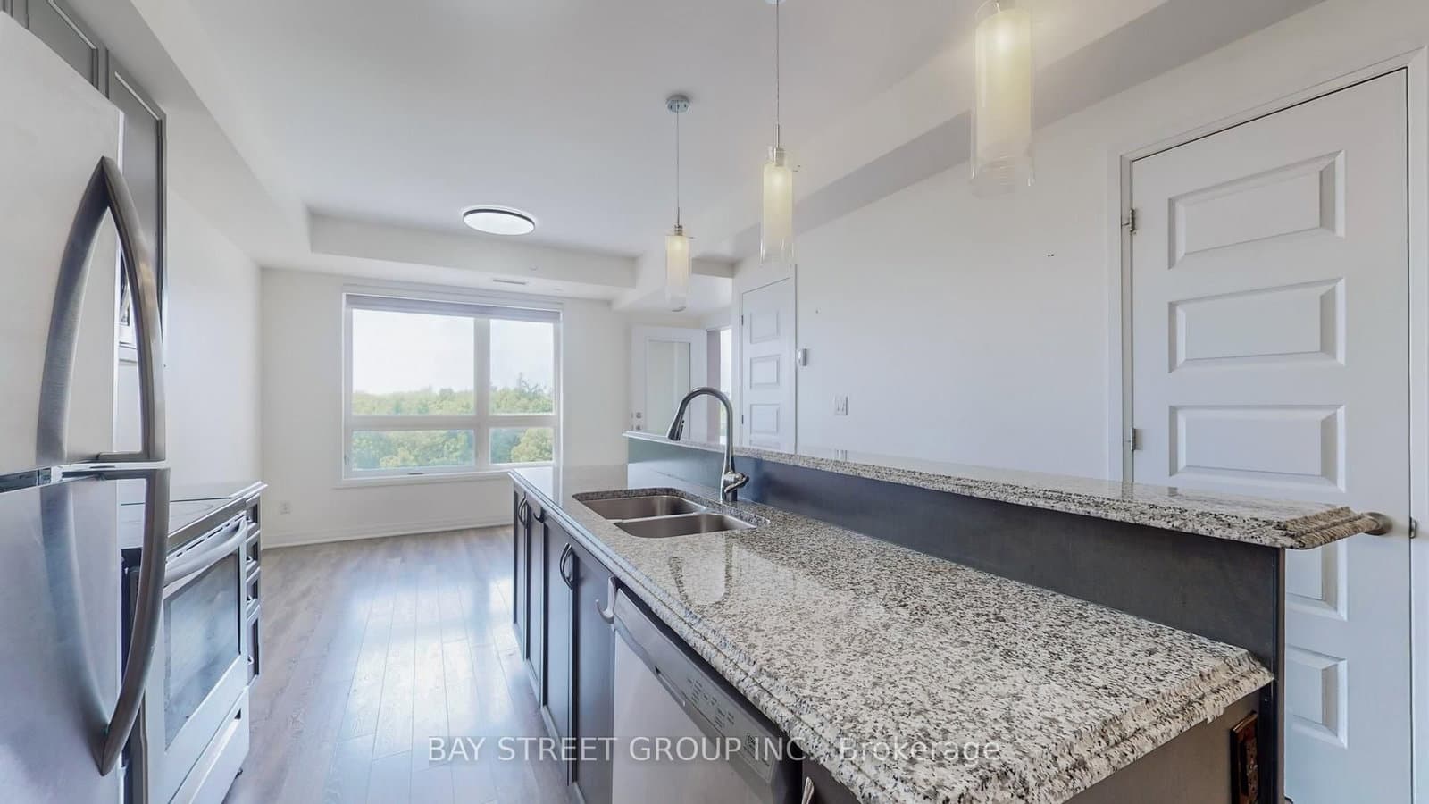 2 Adam Sellers Street, Unit 512 thumbnail 7