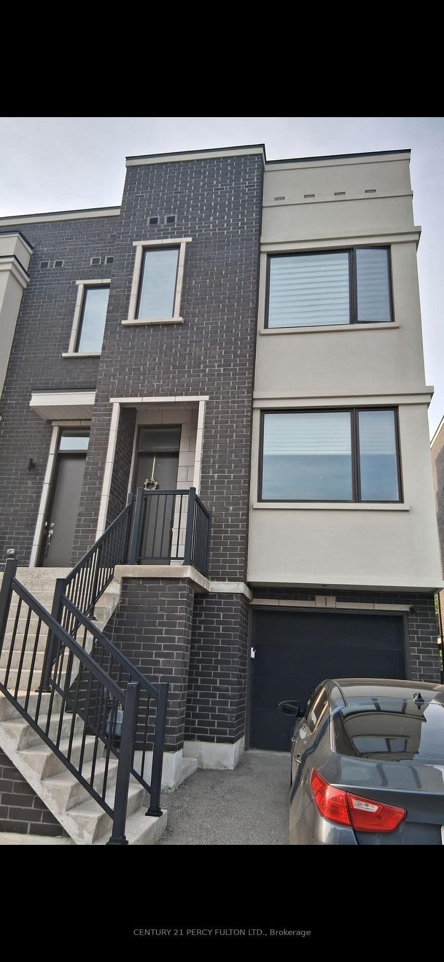 1 Sydney Circle - Image 1