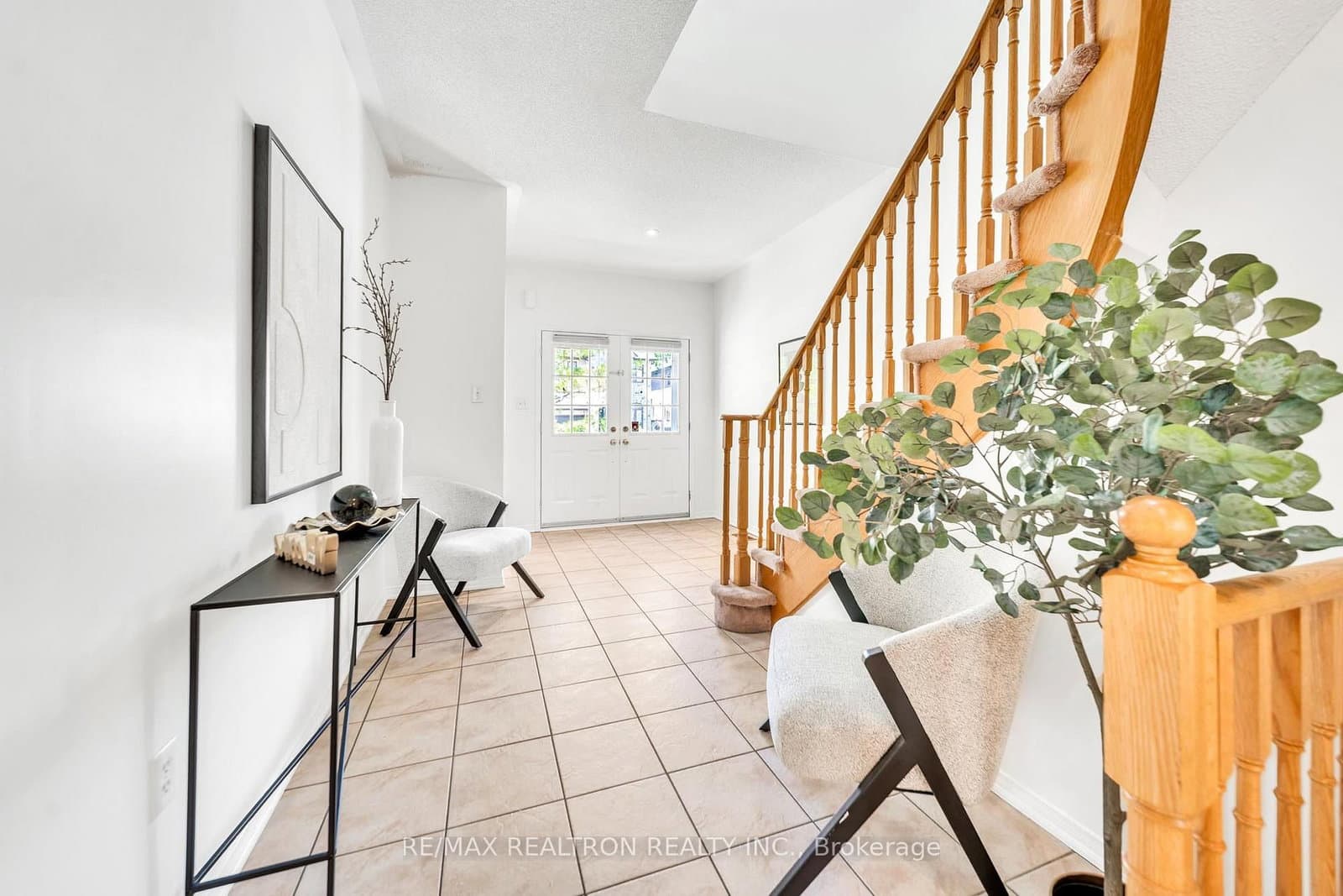 19 Naughton Drive thumbnail 8
