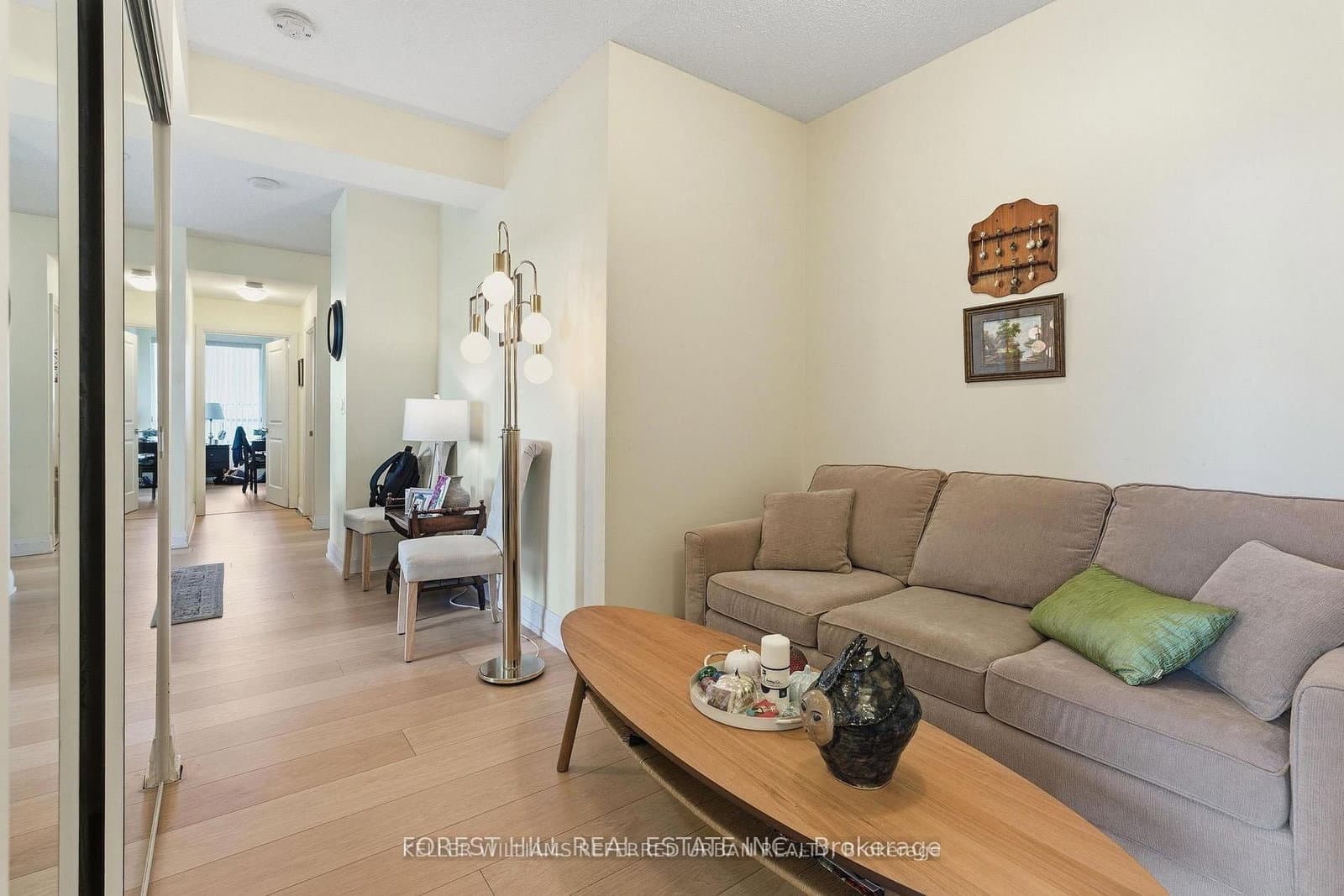7165 Yonge Street, Unit 2509 thumbnail 17