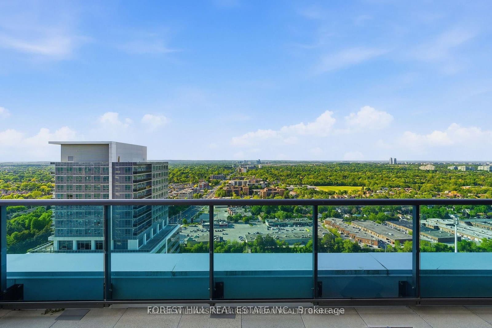 7165 Yonge Street, Unit 2509 thumbnail 3