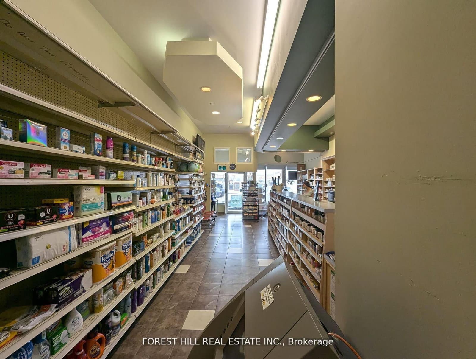 9100 Jane Street, Unit 16 thumbnail 2