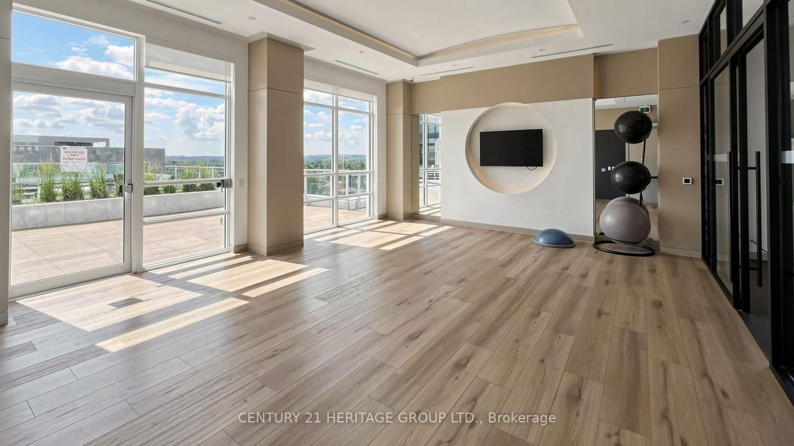 8888 Yonge Street, Unit 718 thumbnail 9