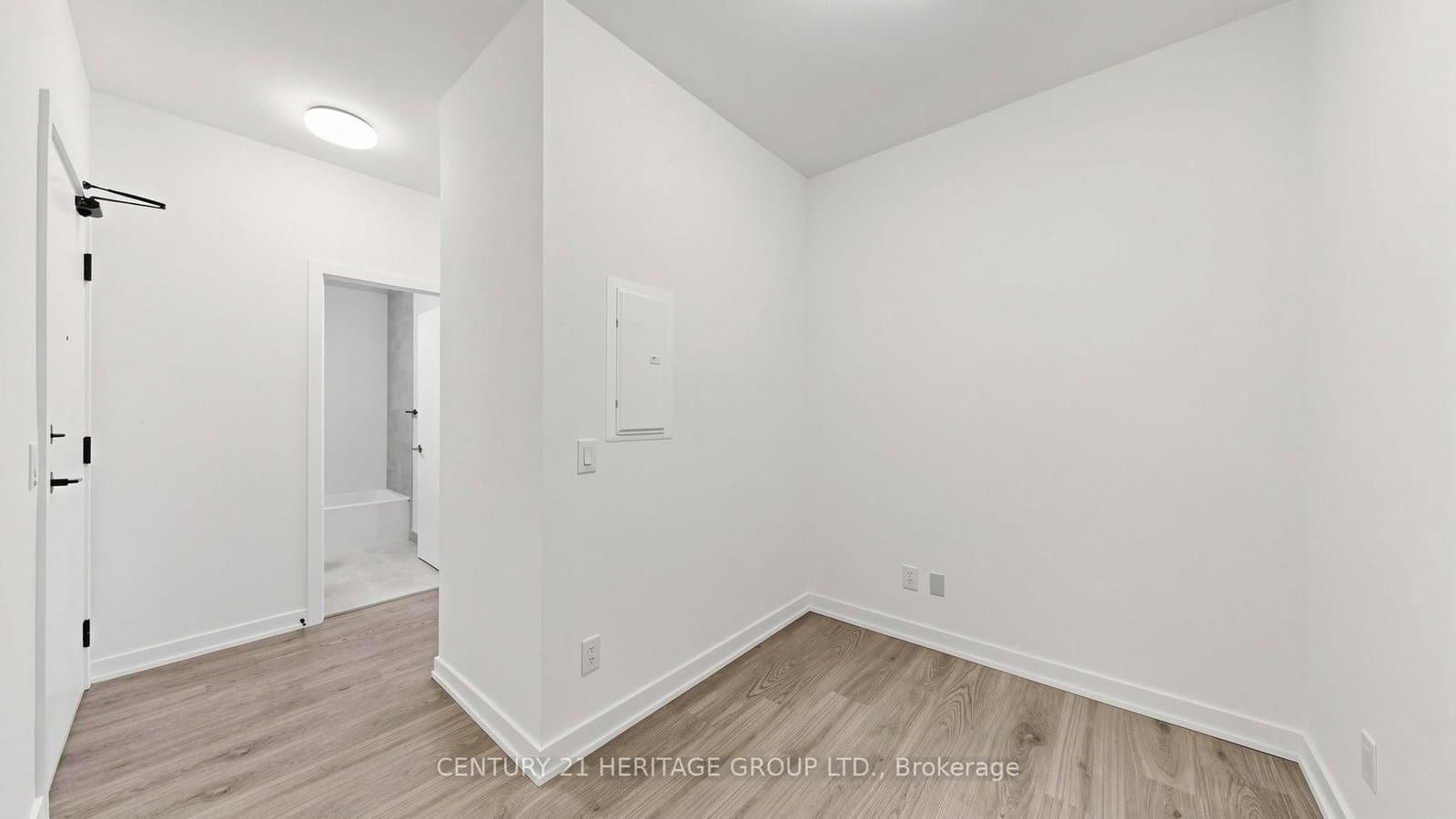 8888 Yonge Street, Unit 718 thumbnail 22