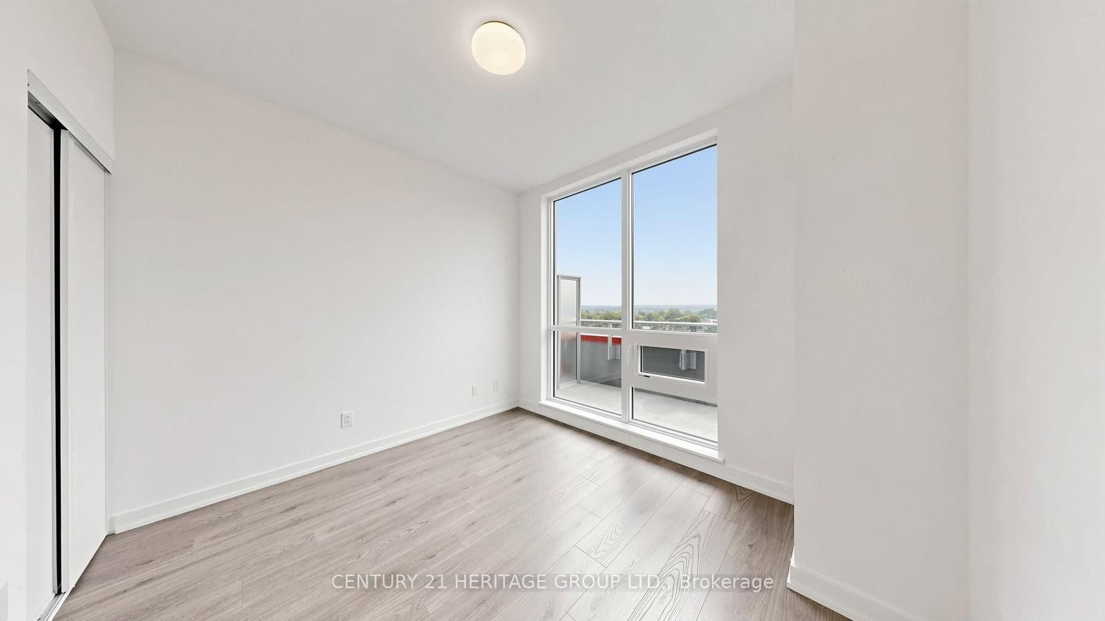 8888 Yonge Street, Unit 718 thumbnail 26