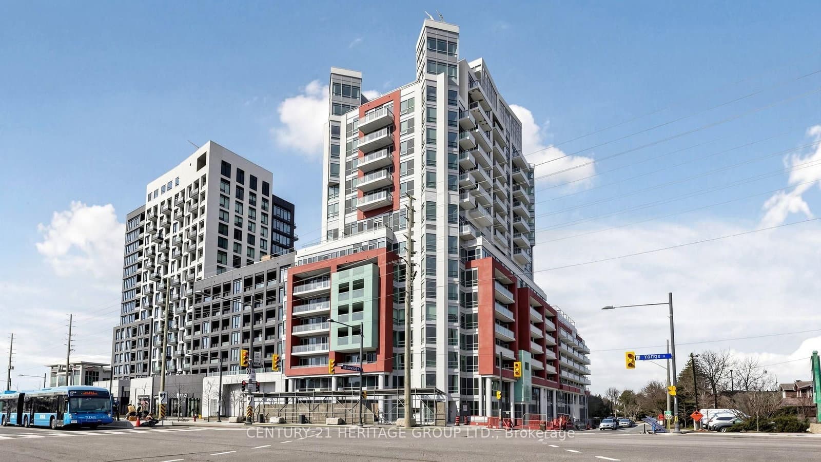 8888 Yonge Street, Unit 718 thumbnail 3