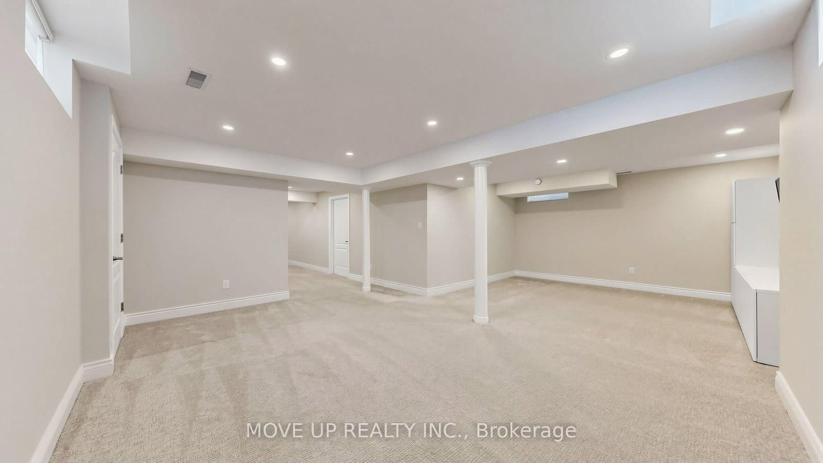 35 Lauderdale Drive thumbnail 40