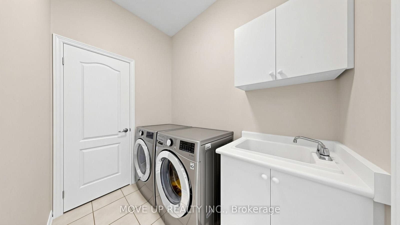 35 Lauderdale Drive thumbnail 44