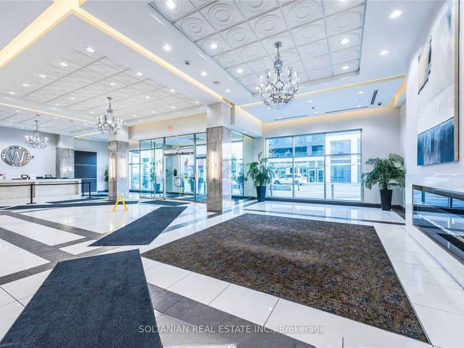 7161 Yonge Street, Unit 817 thumbnail 11