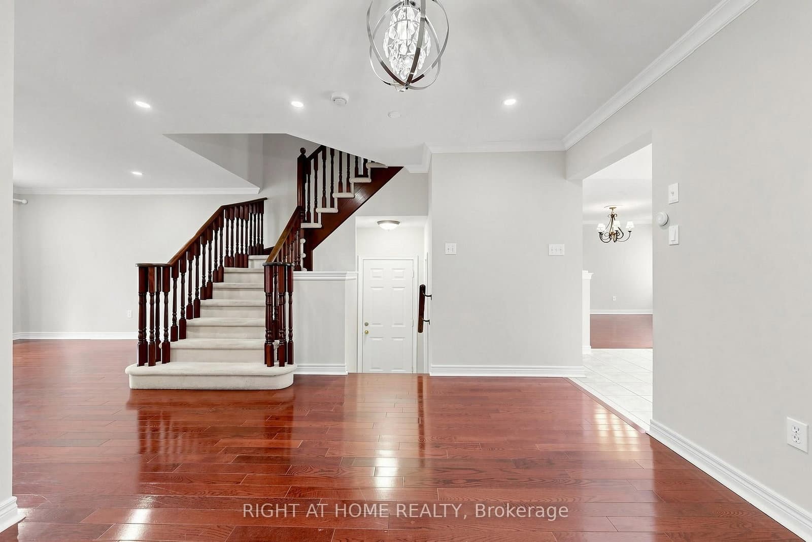 204 Everett Street thumbnail 11