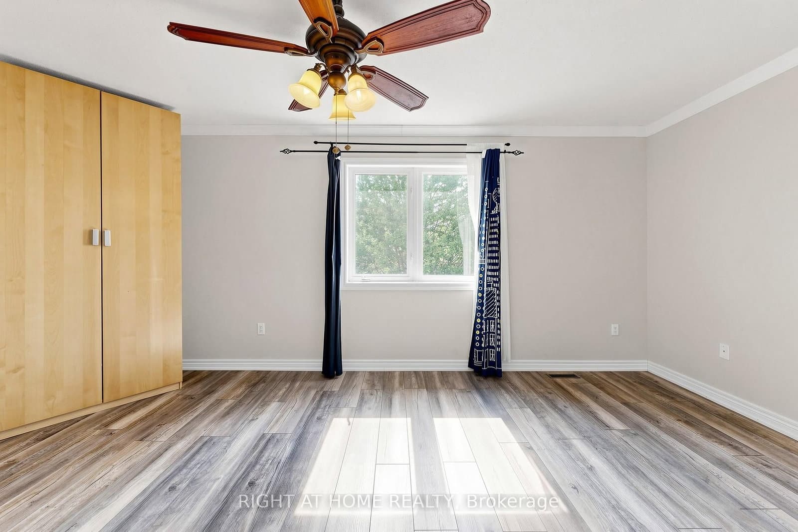 204 Everett Street thumbnail 24